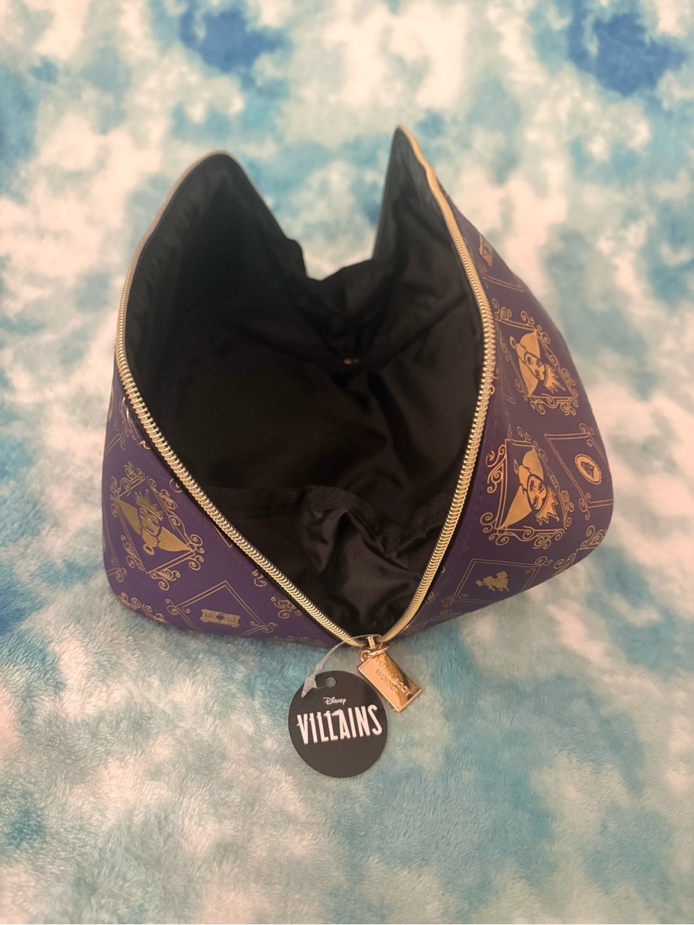 Disney Villains - Bath & Body Works Makeup Bag! ๐ - Picture 5 of 6